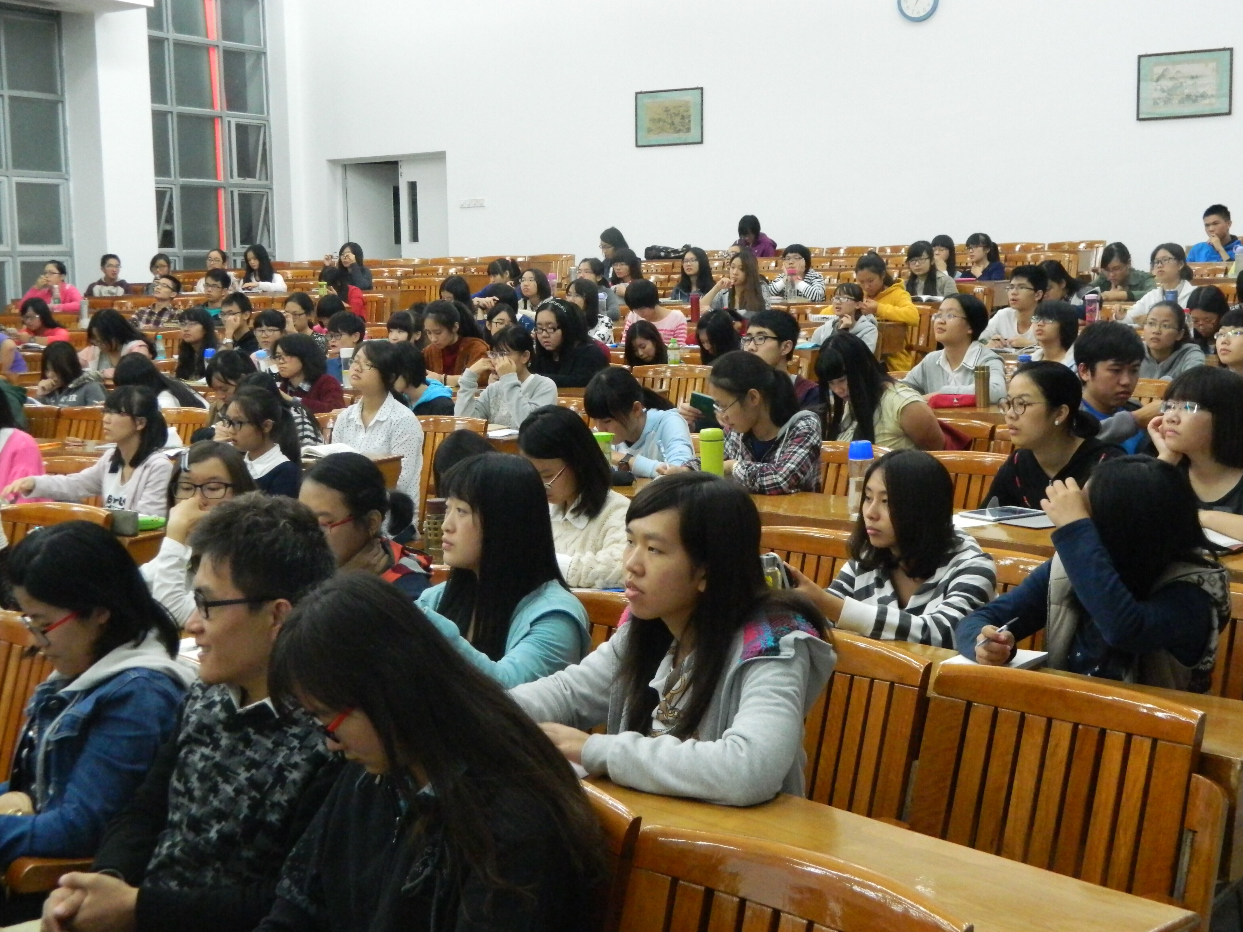 ok138cn太阳集团专业导读学术讲座（第九讲） 南北官话与汉语方言类型——以“给”字为例