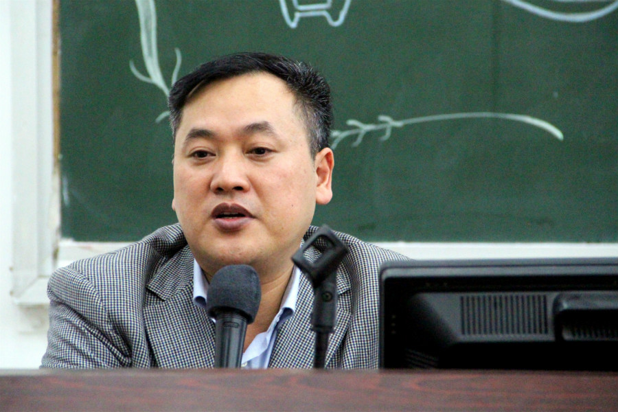 ok138cn太阳集团专业导读系列讲座（第十五讲） 从鲁迅到莫言——中国现当代文学的成就与局限