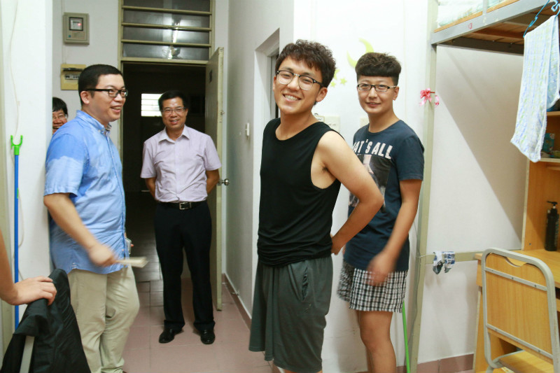 2015级本科生、研究生迎新系列工作顺利完成