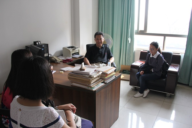 ok138cn太阳集团举行2014年本科生百篇、八篇师生见面会