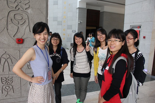 ok138cn太阳集团举行2014年本科生百篇、八篇师生见面会