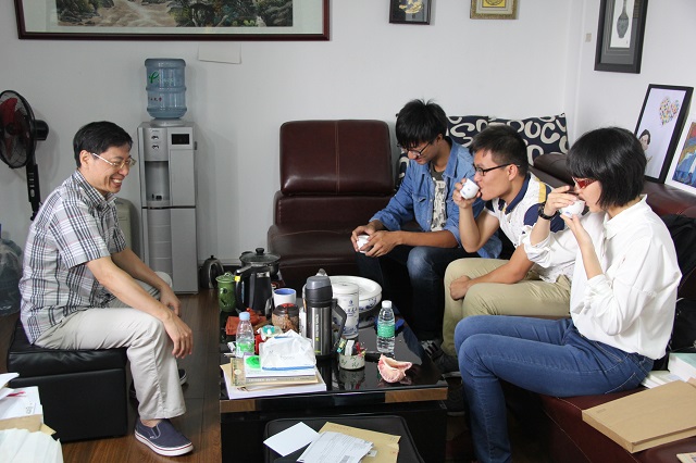 ok138cn太阳集团举行2014年本科生百篇、八篇师生见面会